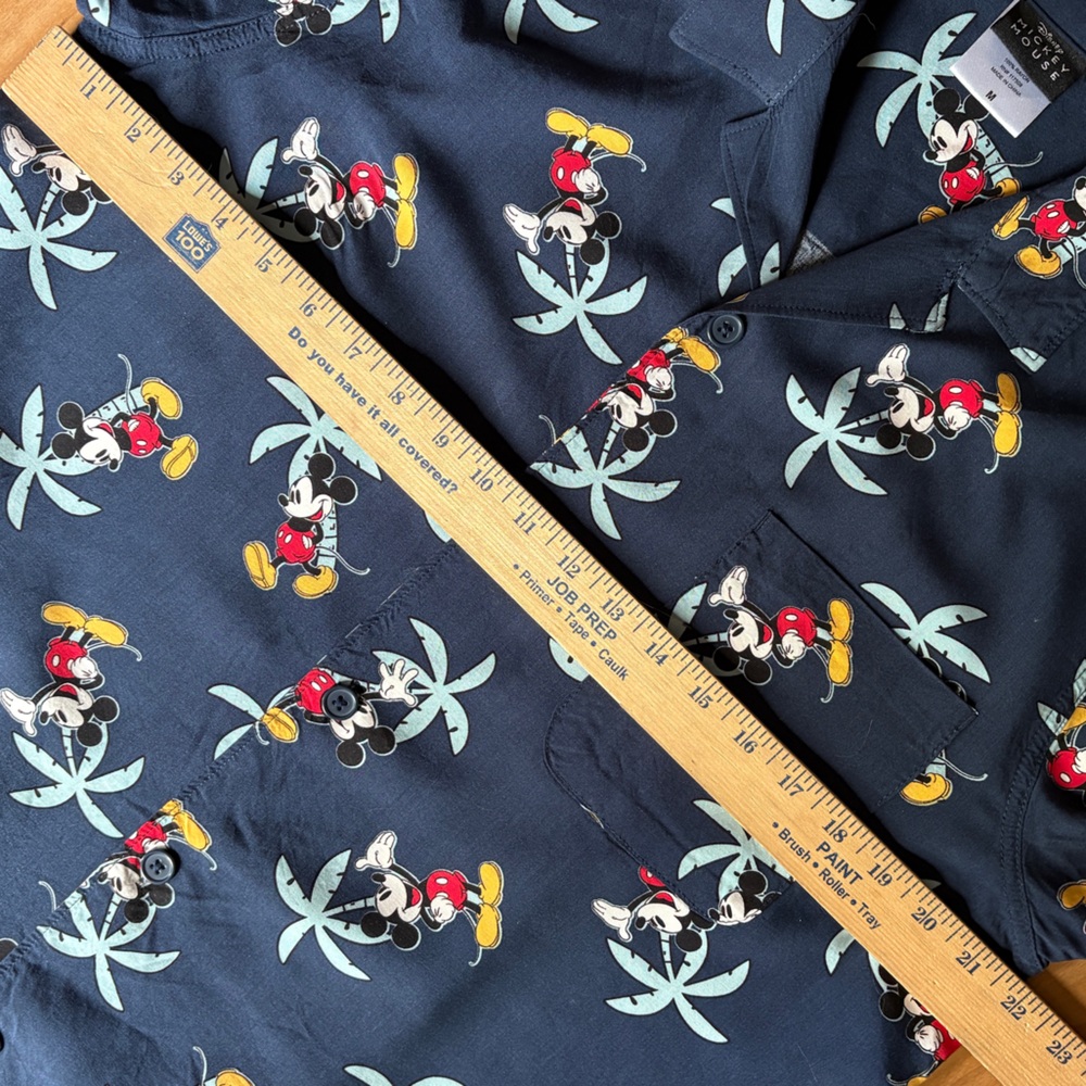 Disney Mickey Mouse Navy Blue Tropical Men's Short Sleeve Shirt Medium - Picture 5 of 6